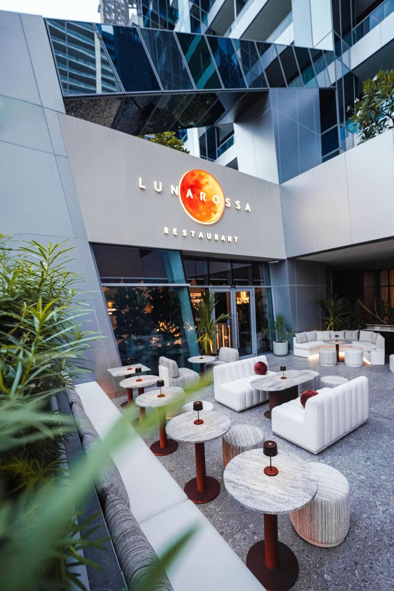 Lusso Hometels J One Business Bay Dubai Exterior photo